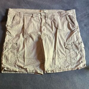 Men's Tan Cargo Shorts